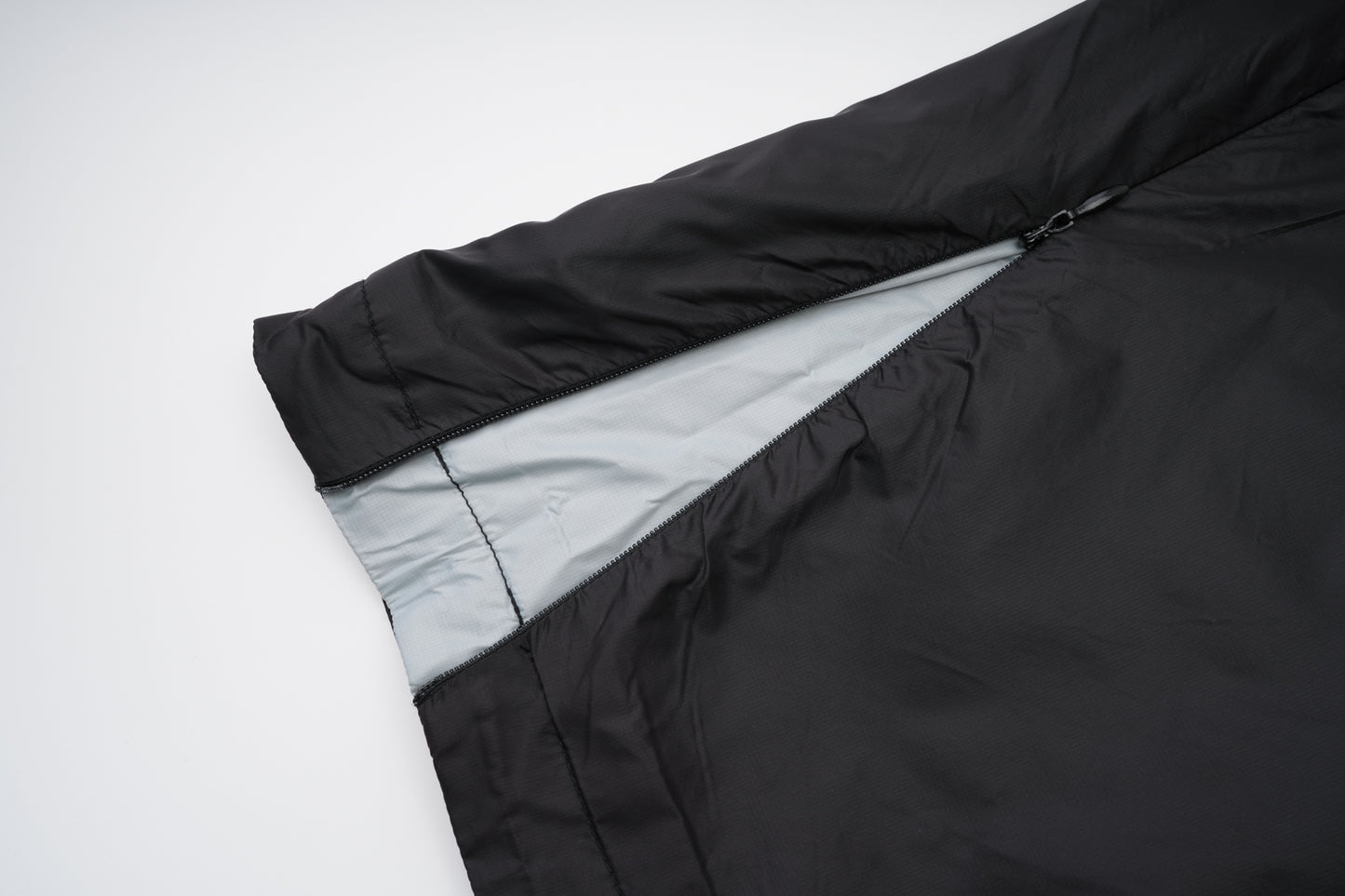 DETACHABLE TRACK PANTS